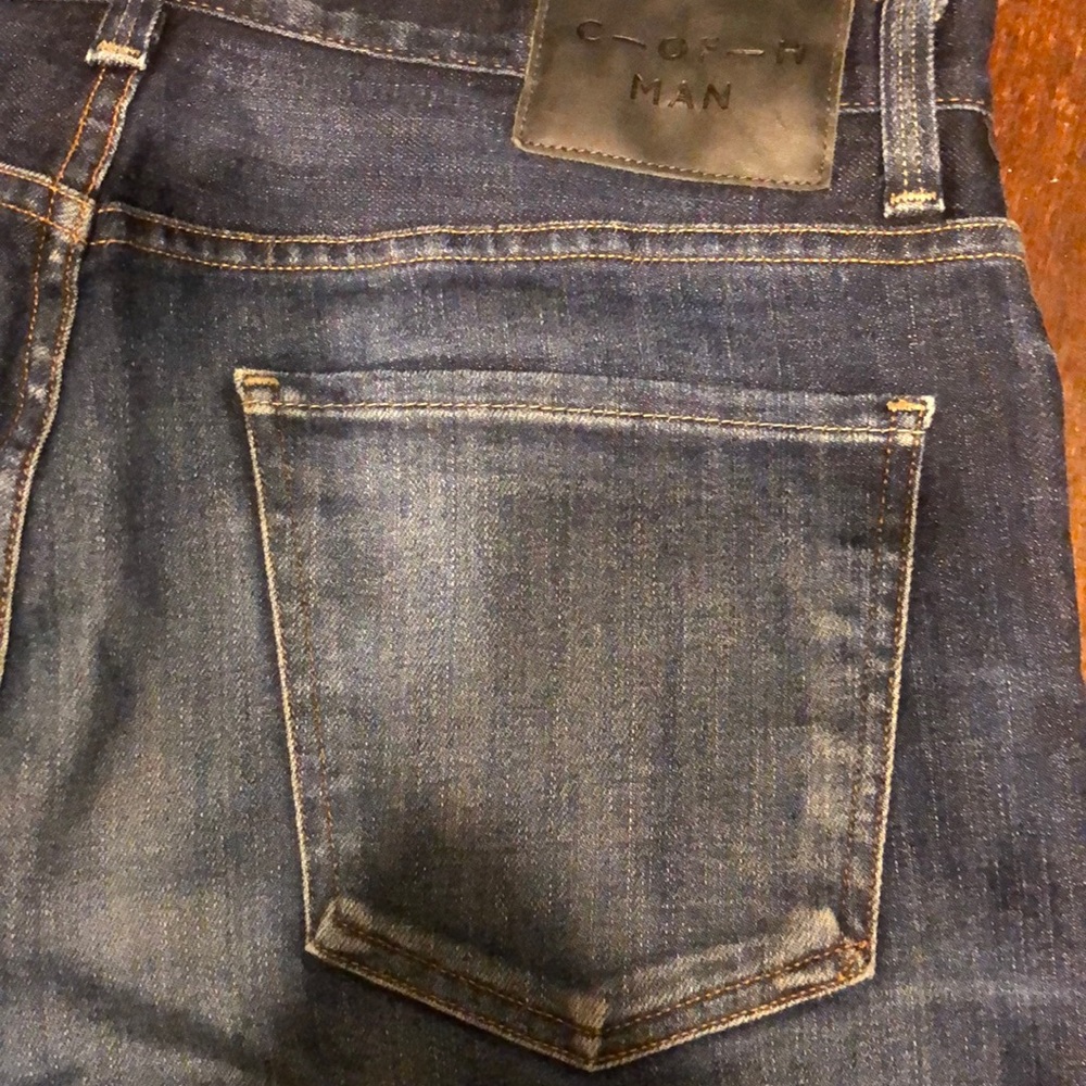 Jeans - Picture 2 of 3